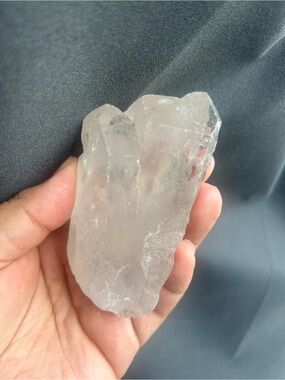 Large quartz cluster clear statement piece